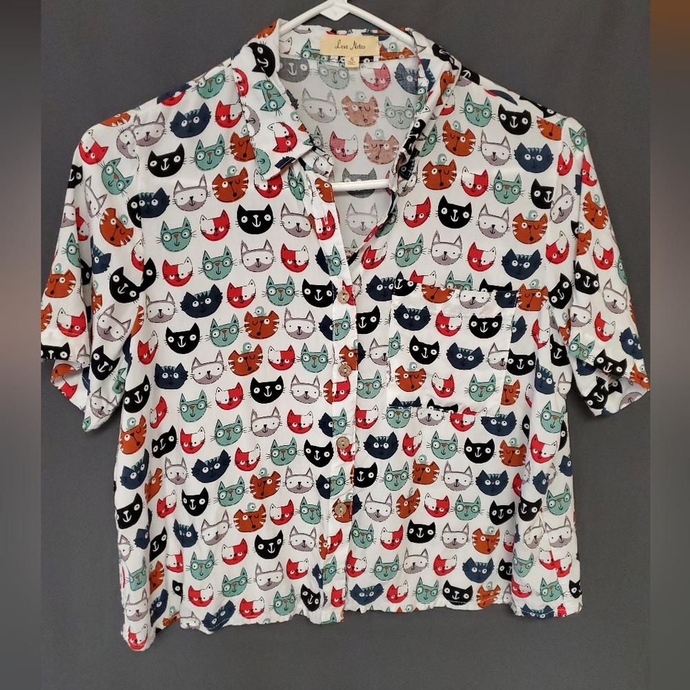 Whimsical Cat Print Button Down Novelty Kitty Shirt